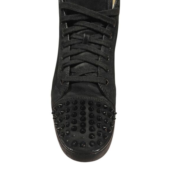 Athletic_Shoes